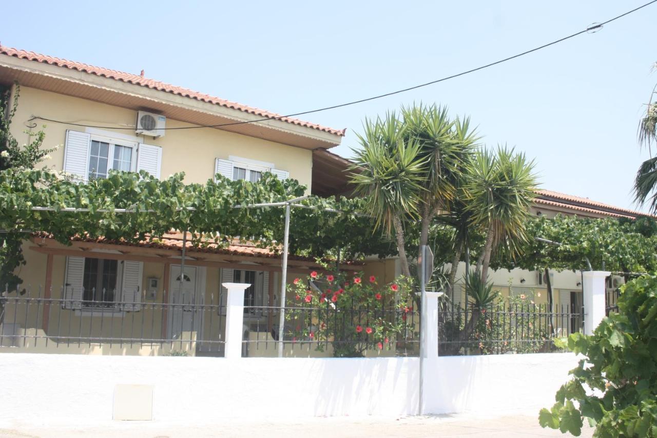 Maria Studios Laganas Buitenkant foto
